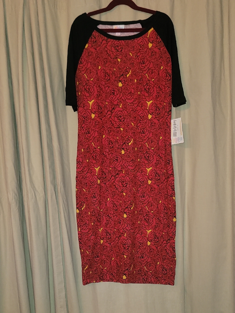LuLaRoe Red Rose Print Midi Dress with Black Raglan Sleeves JULIA NWT